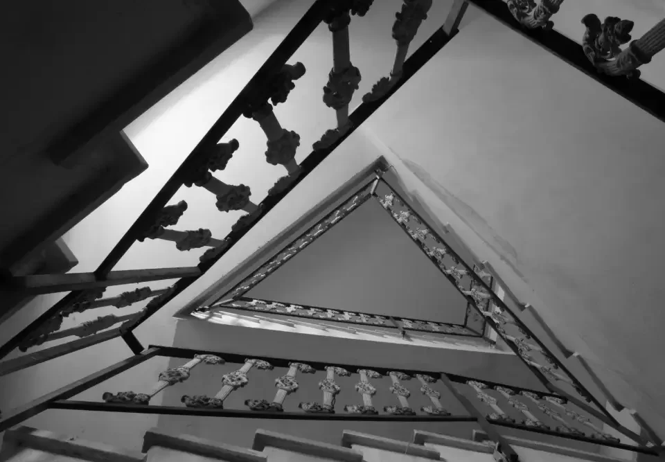 13. Chiaroscuro 10h54