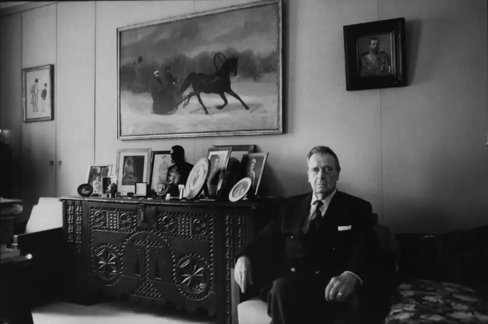 S.A. le Grand duc Vladimir Kirillovitch Romanov, Paris,1990